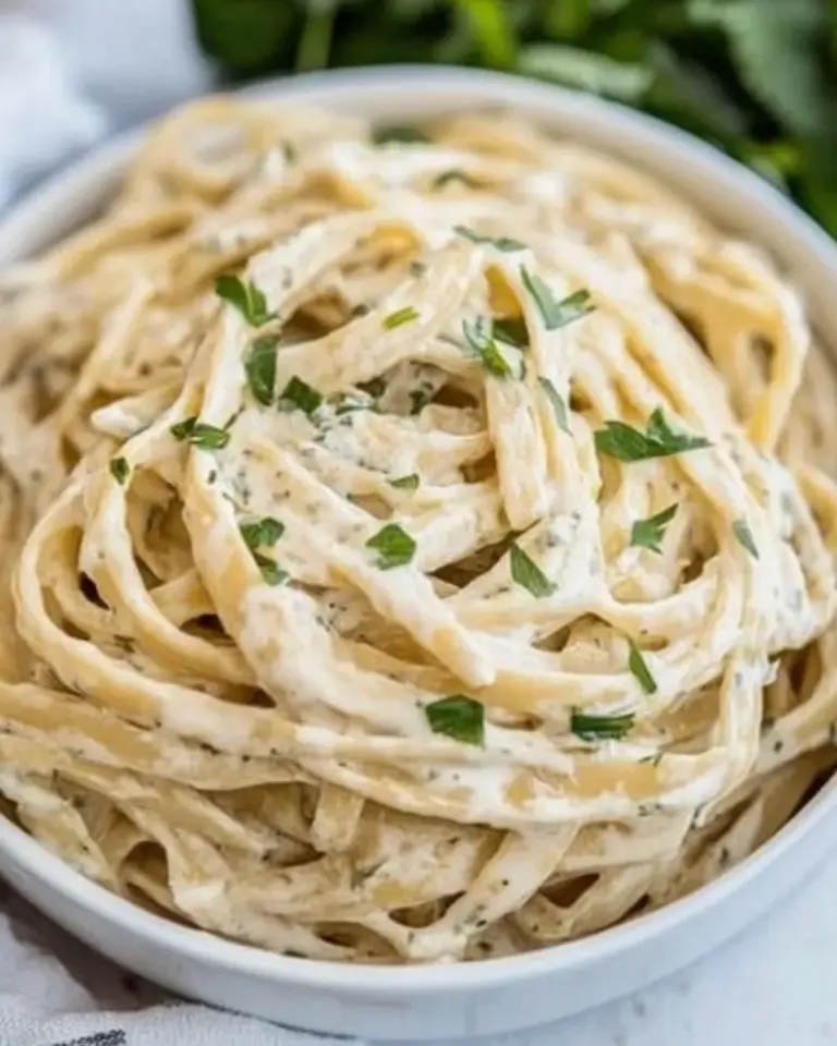 Homemade Easy Alfredo Sauce photo