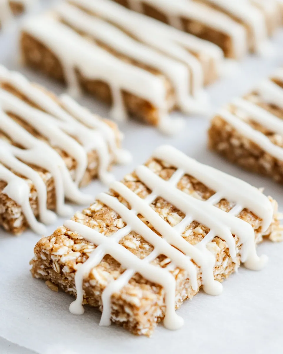 Easy Snickerdoodle Cookie Granola Bars shot